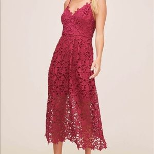 ASTR Midi Lace Dress in Berry